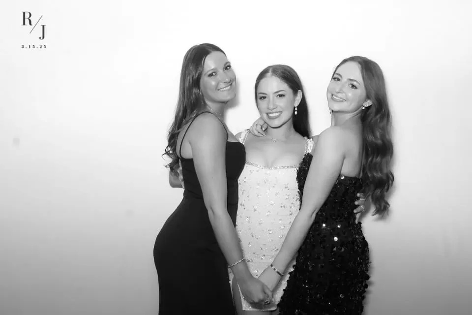 Glam Photo Booth Picture