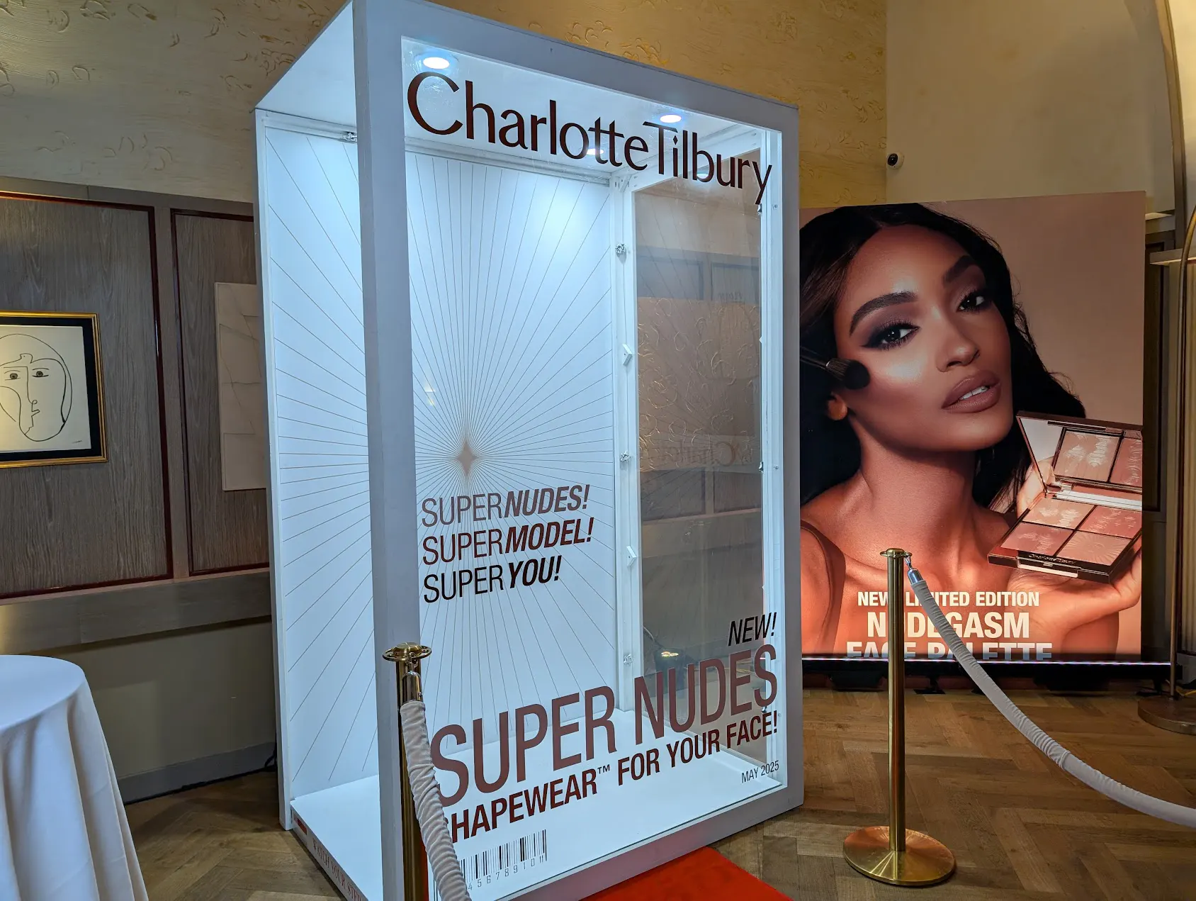 Magazine Cover Booth